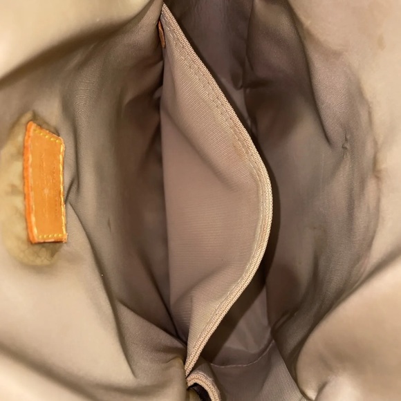 Louis Vuitton Crossbody Damier Geant Messenger Bag - Picture 10 of 14